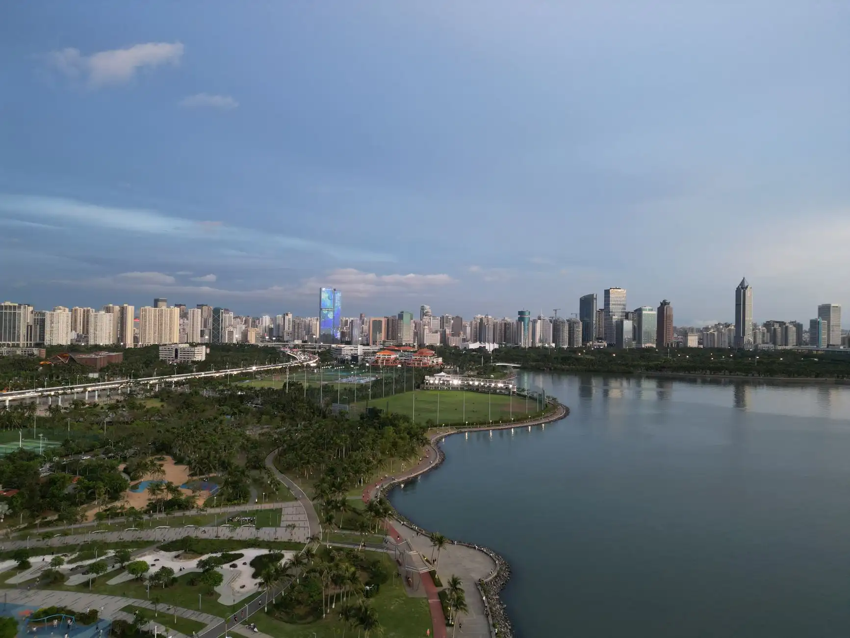 工业现场数据采集终端与PLC控制柜协同应用方案