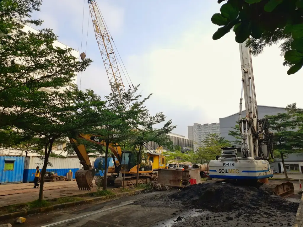 工业数据采集终端与PLC控制柜协同实现设备联网实时监控方案