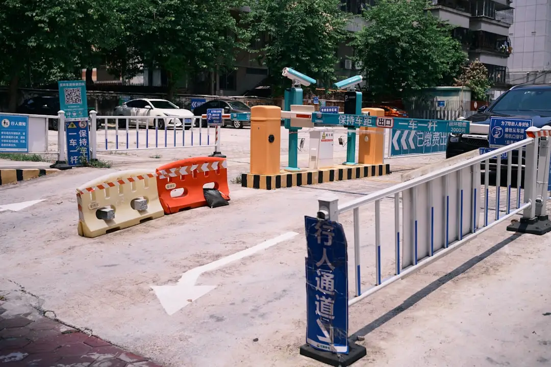 工业自动化场景下设备联网方案设计与PLC控制柜配置分析