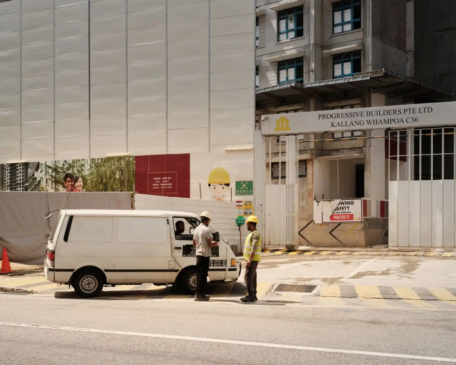 工业数据采集终端与PLC控制柜联动方案设计要点